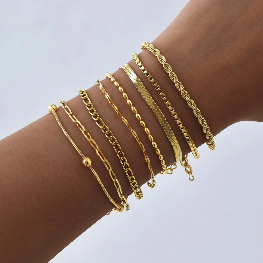 Dainty Chain Bracelet, Gold Plated. Stackable