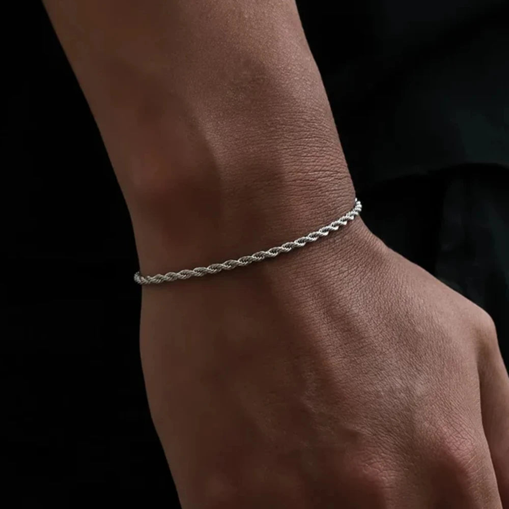 Cuban Link Bracelet — Iced & Plain