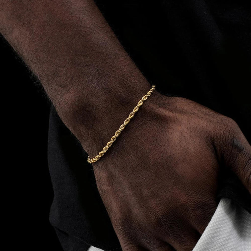 Cuban Link Bracelet — Iced & Plain
