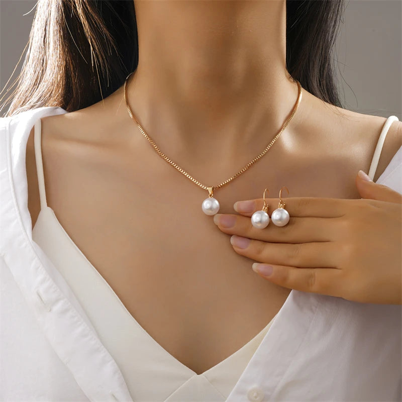 Classic Pearl Jewelry Set - Chain Necklace & Drop Earrings